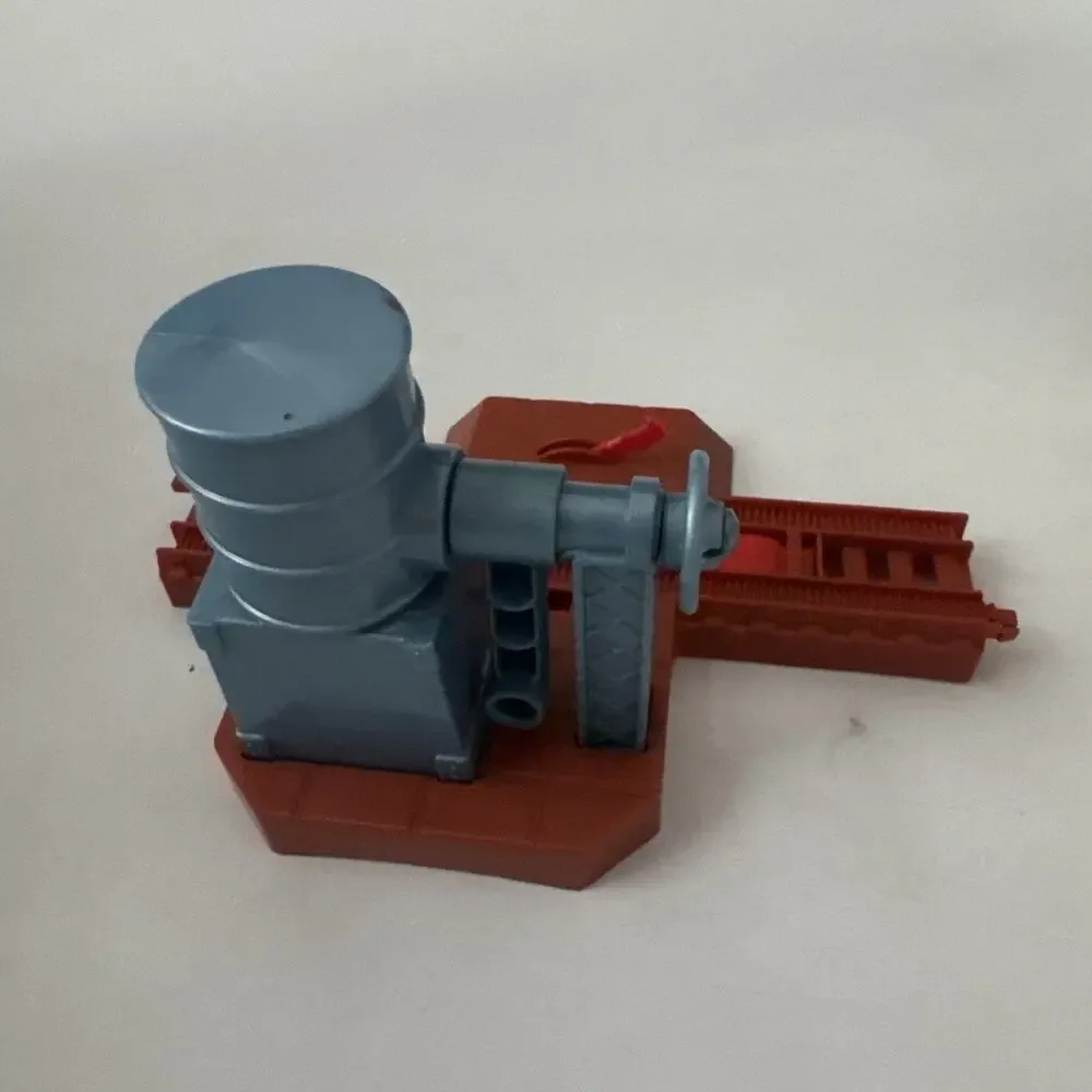 Thomas & Friends Trackmaster Sodor Post Mail Sorting Water Tower Building LOT
